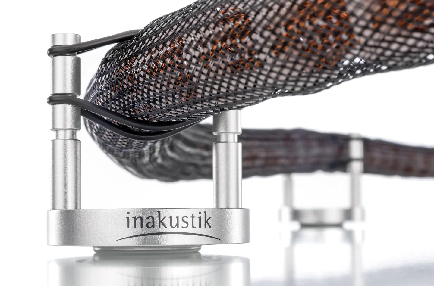 Inakustik Referenz Cable Base