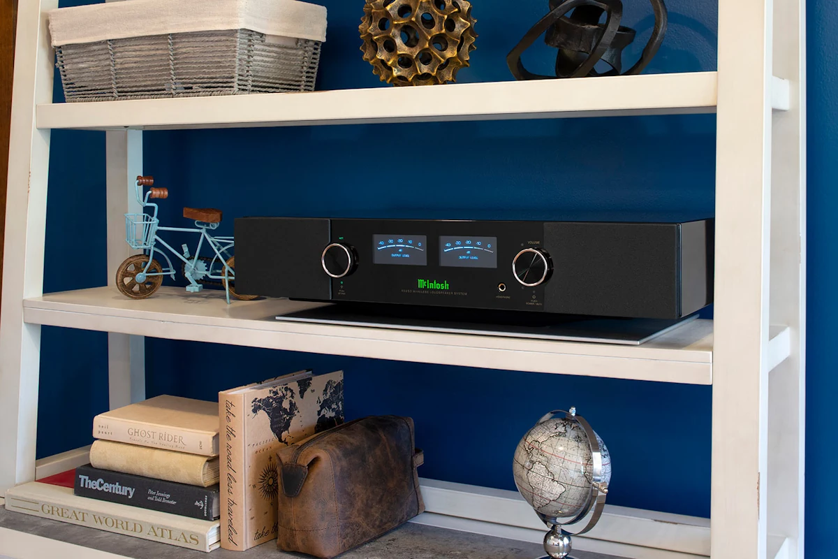 McIntosh RS250 lifestyle