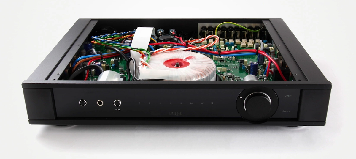 Rega Elicit