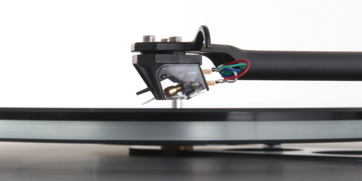 Rega Ania MC