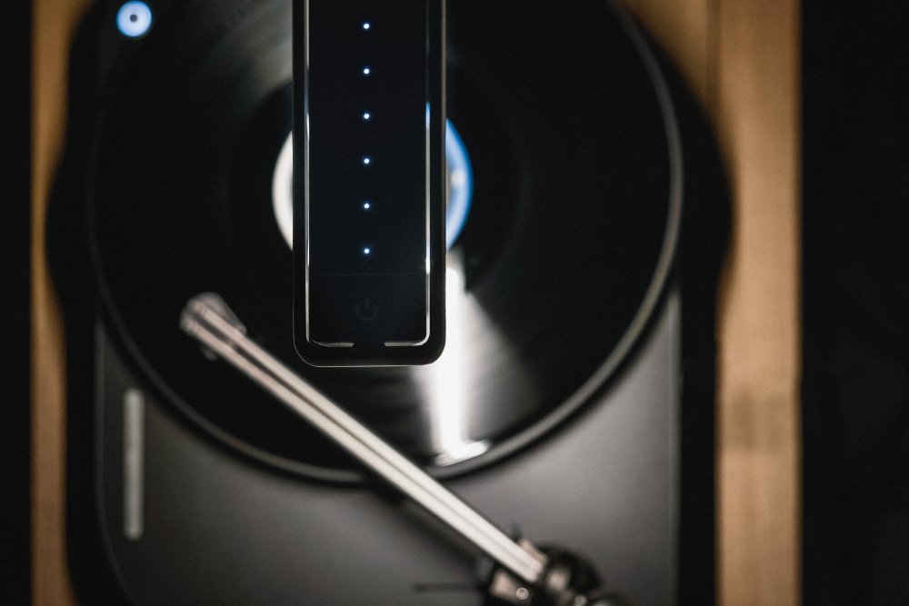 Reliable UberLight Frame | black