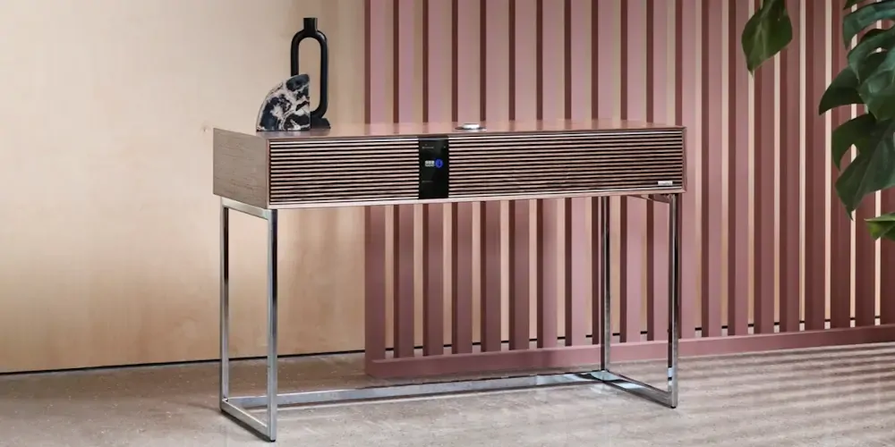 Ruark R810