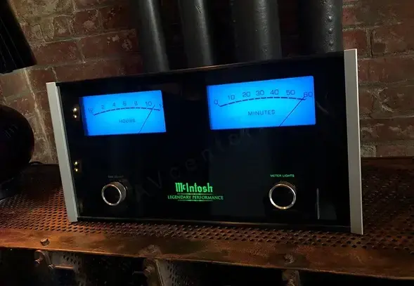 McIntosh MCLK12 Clock
