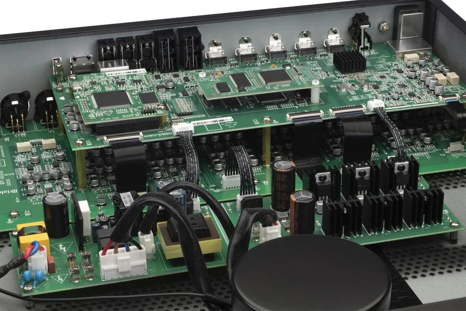 McIntosh MX200 - AV procesor