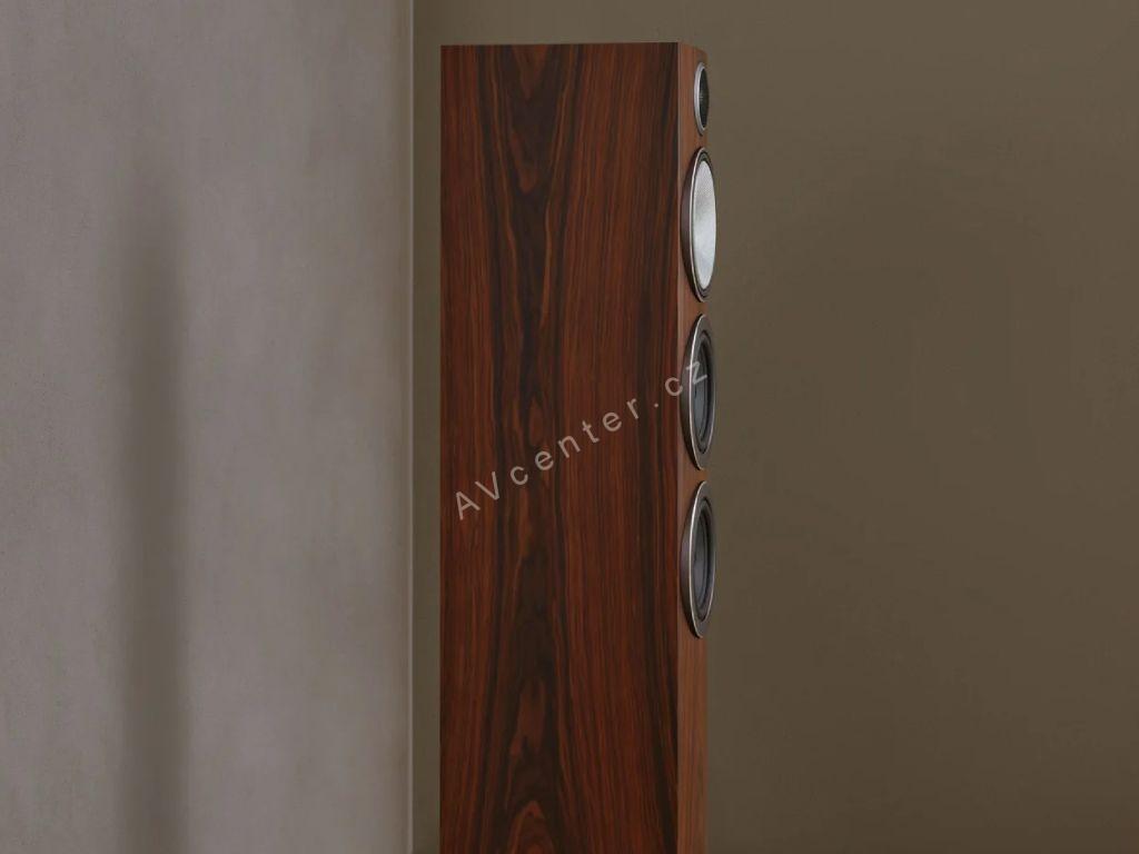 Bowers & Wilkins 704 S3